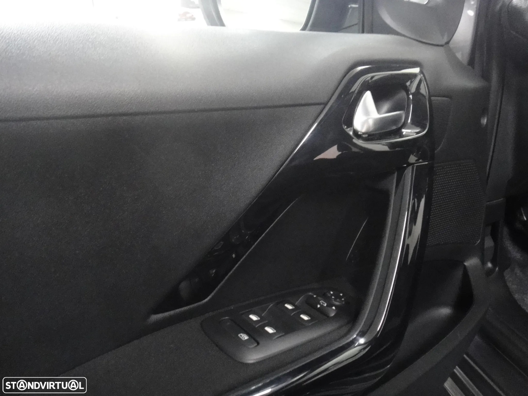 Peugeot 208 PureTech 110 Stop & Start Tech Edition - 15
