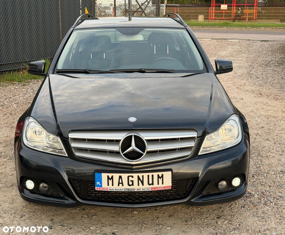 Mercedes-Benz Klasa C 200 (BlueEFFICIENCY) - 24