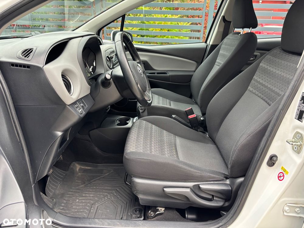 Toyota Yaris 1.33 Active - 19