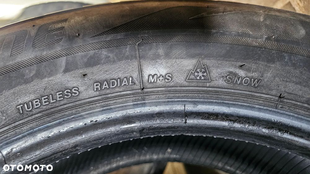 225/60r18 4x Bridgestone Blizzak LM001 6,5-7,5mm - 8