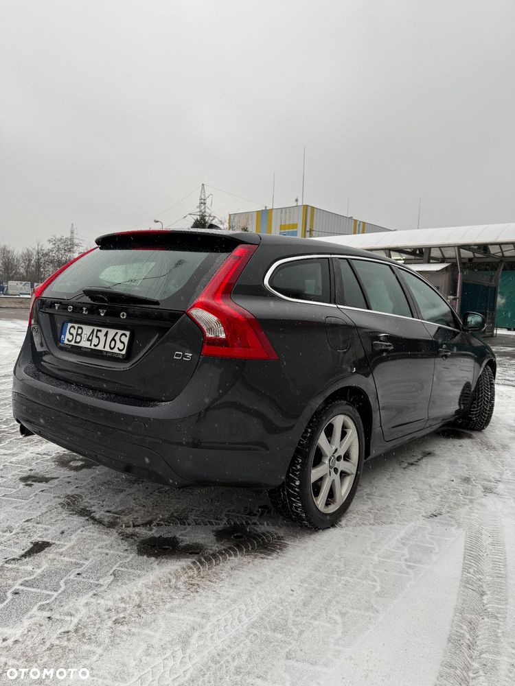 Volvo V60 D3 Drive-E Dynamic Edition (Kinetic) - 8