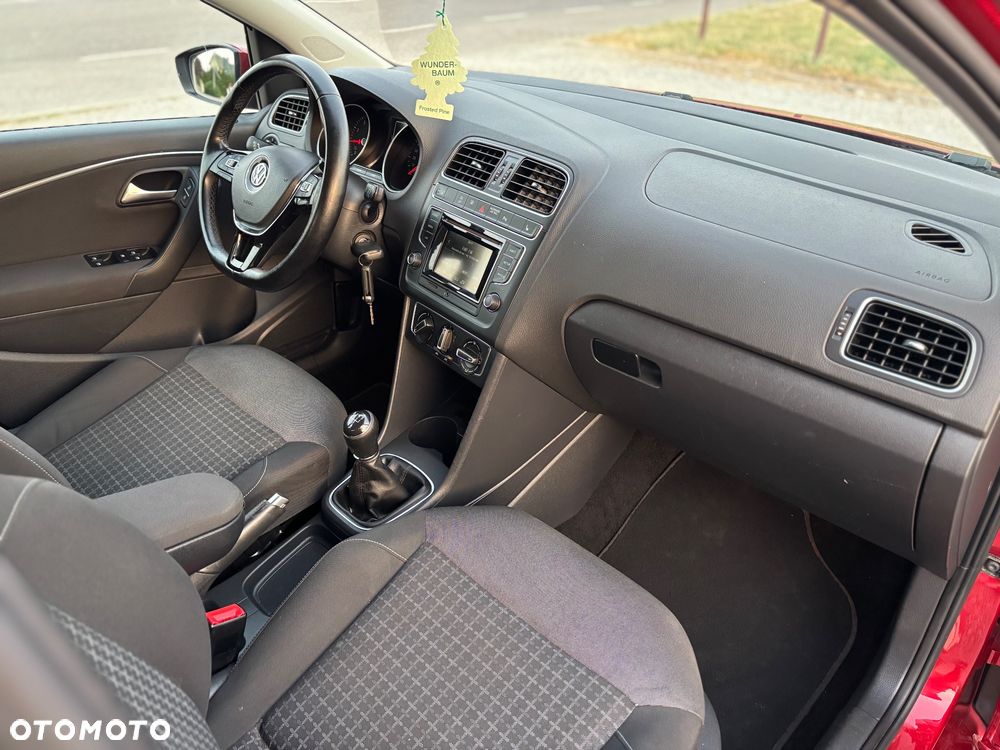 Volkswagen Polo - 12