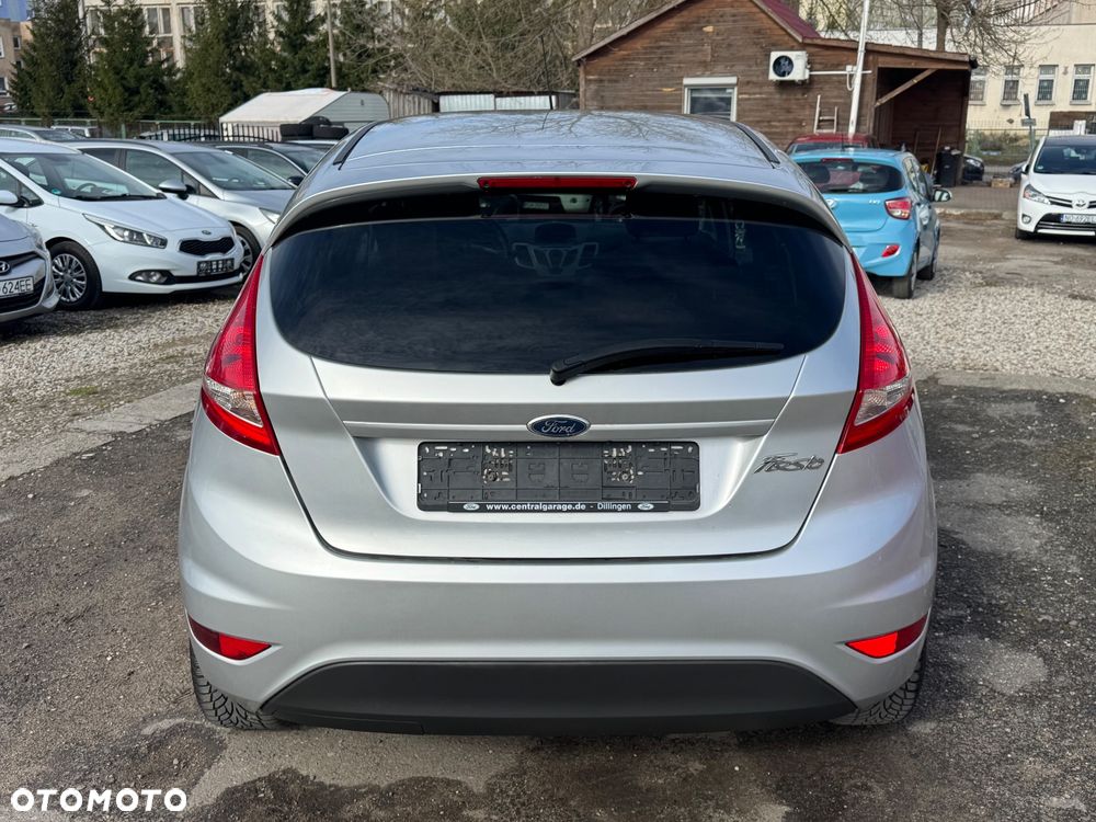 Ford Fiesta 1.4 Trend EU5 - 8
