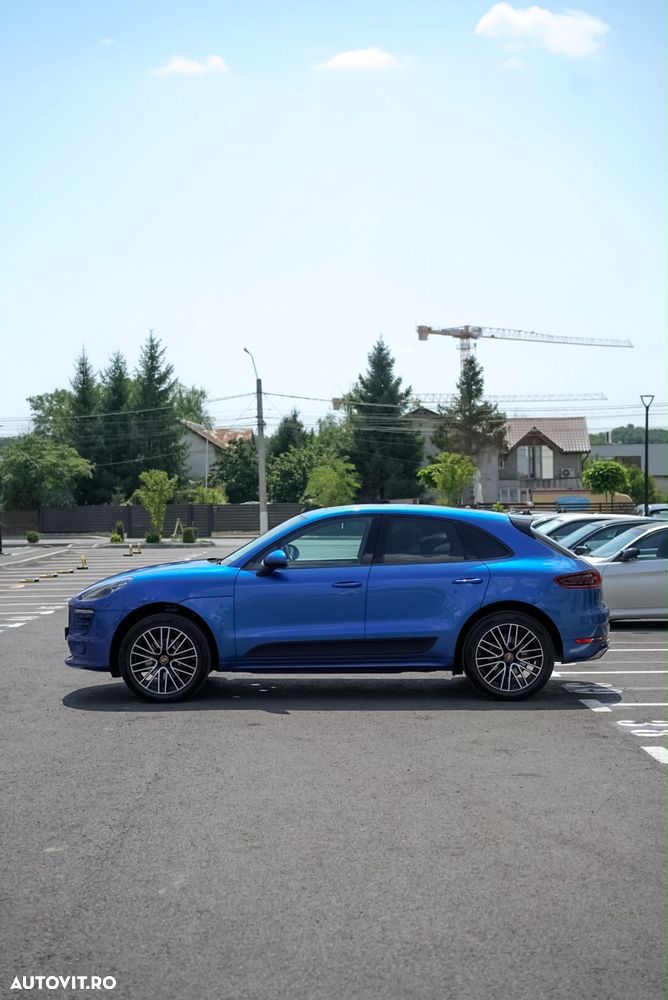 Porsche Macan - 3