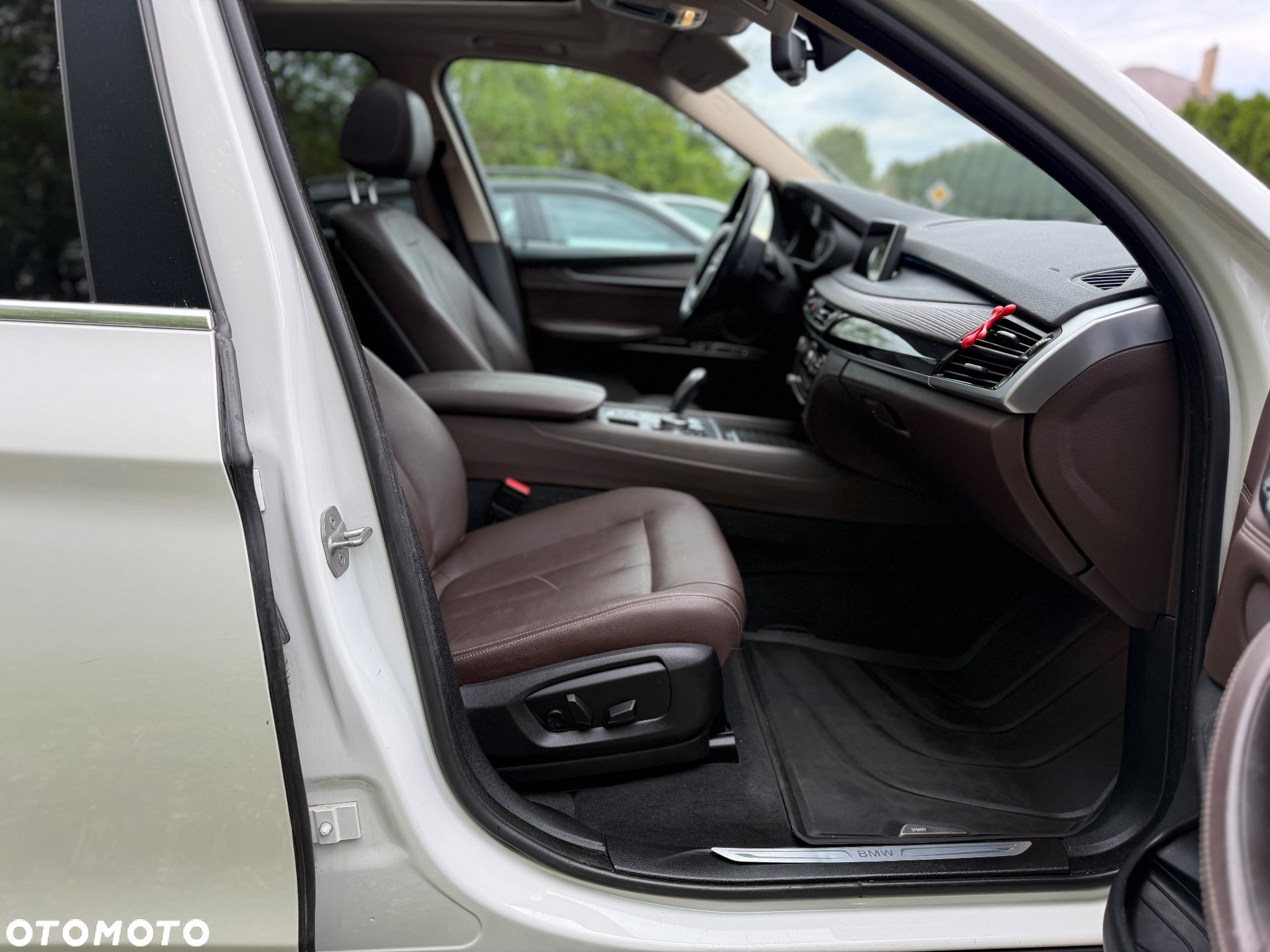 BMW X5 xDrive35i - 19