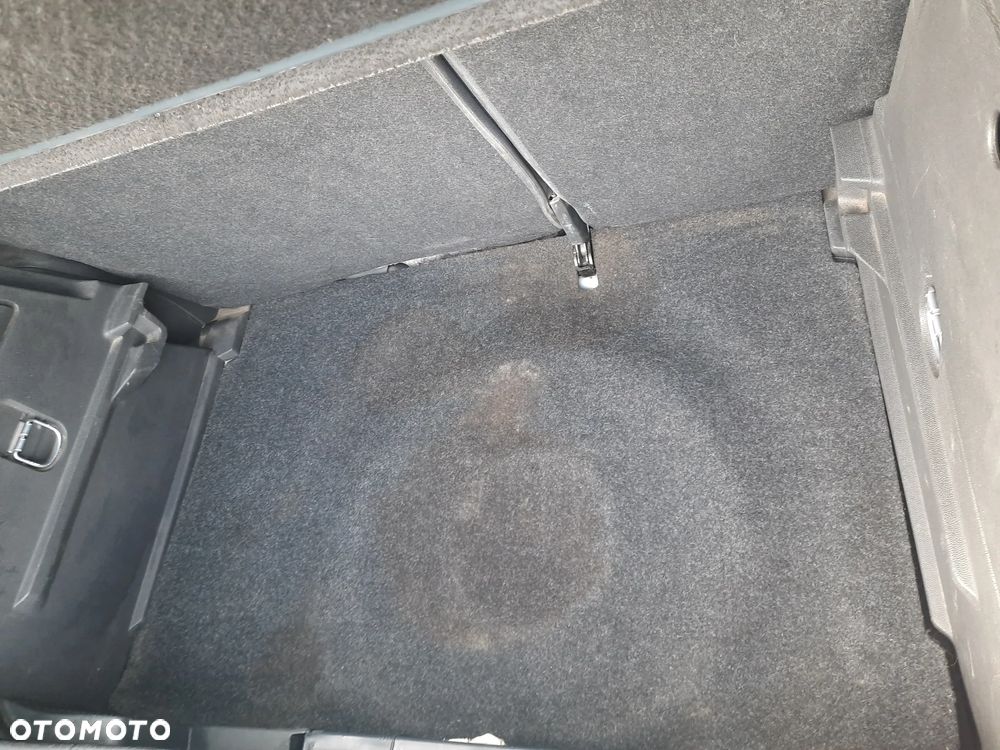 Opel Corsa ver-1-3-cdti-cosmo - 19