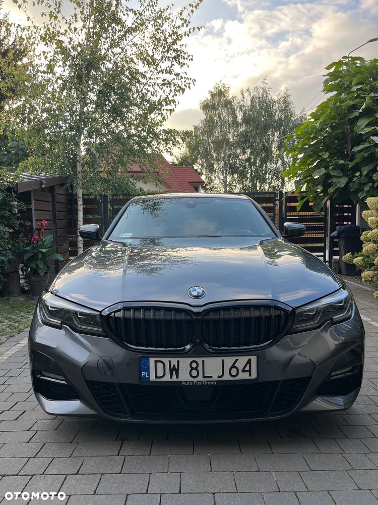 BMW Seria 3 330i xDrive M Sport sport - 1