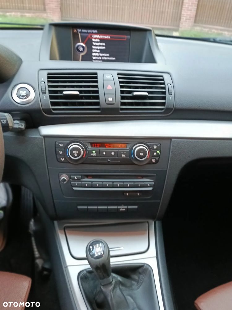 BMW Seria 1 118i - 17
