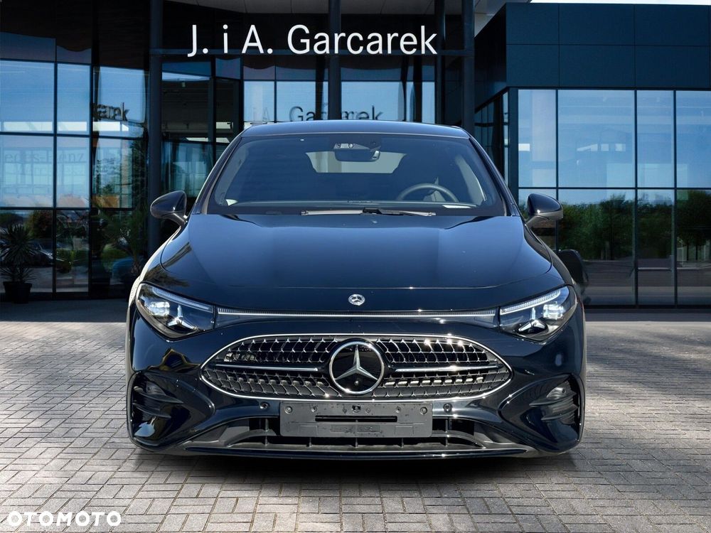 Mercedes-Benz CLA - 9