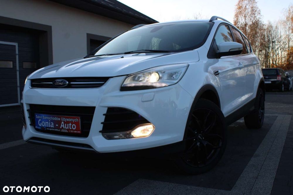 Ford Kuga 1.5 EcoBoost 2x4 Vignale - 38