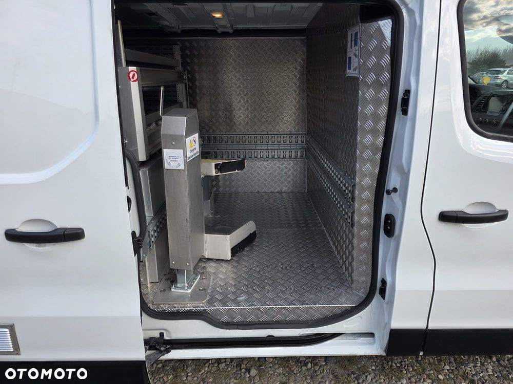 Renault Trafic - 9
