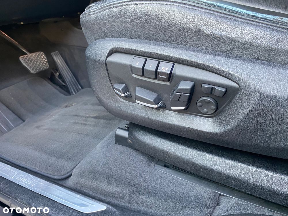 BMW X6 xDrive30d - 22