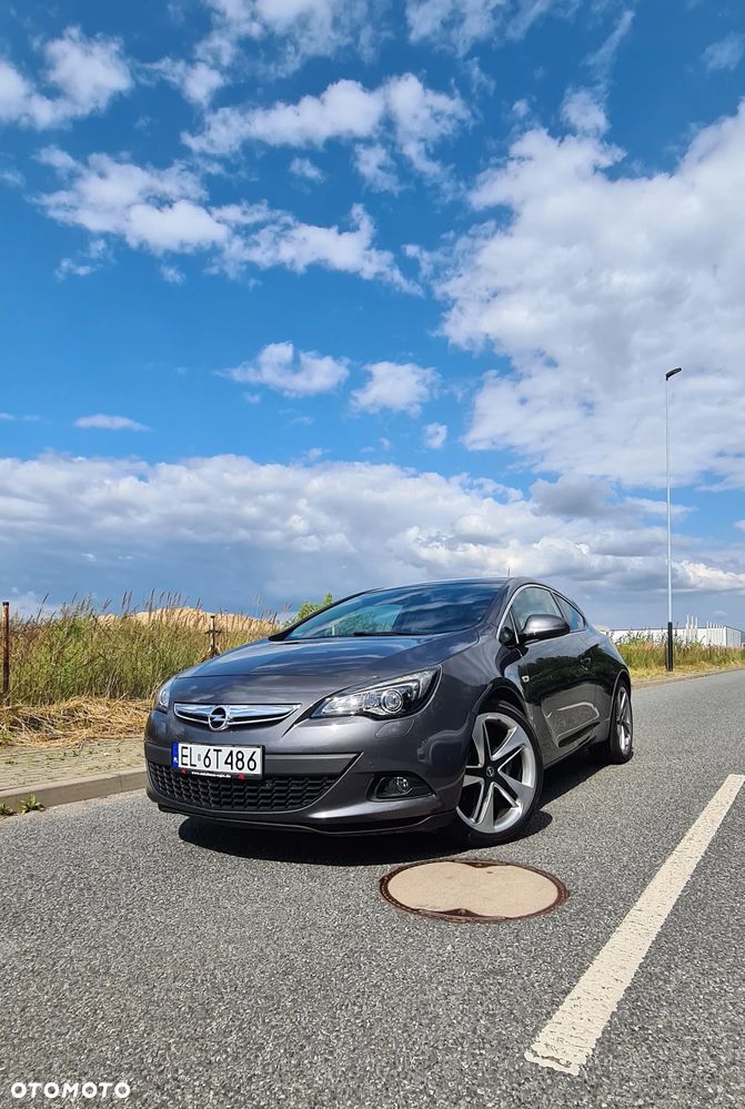 Opel Astra 1.6 Turbo Sport - 1