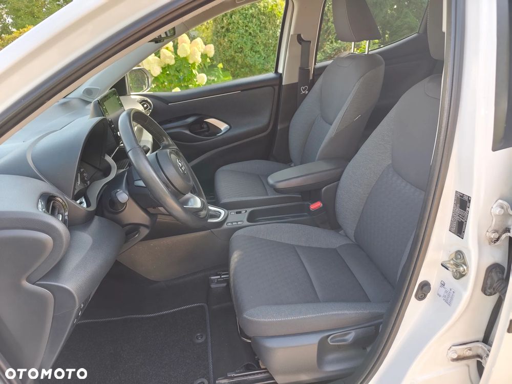 Toyota Yaris Hybrid 1.5 Premiere Edition - 23