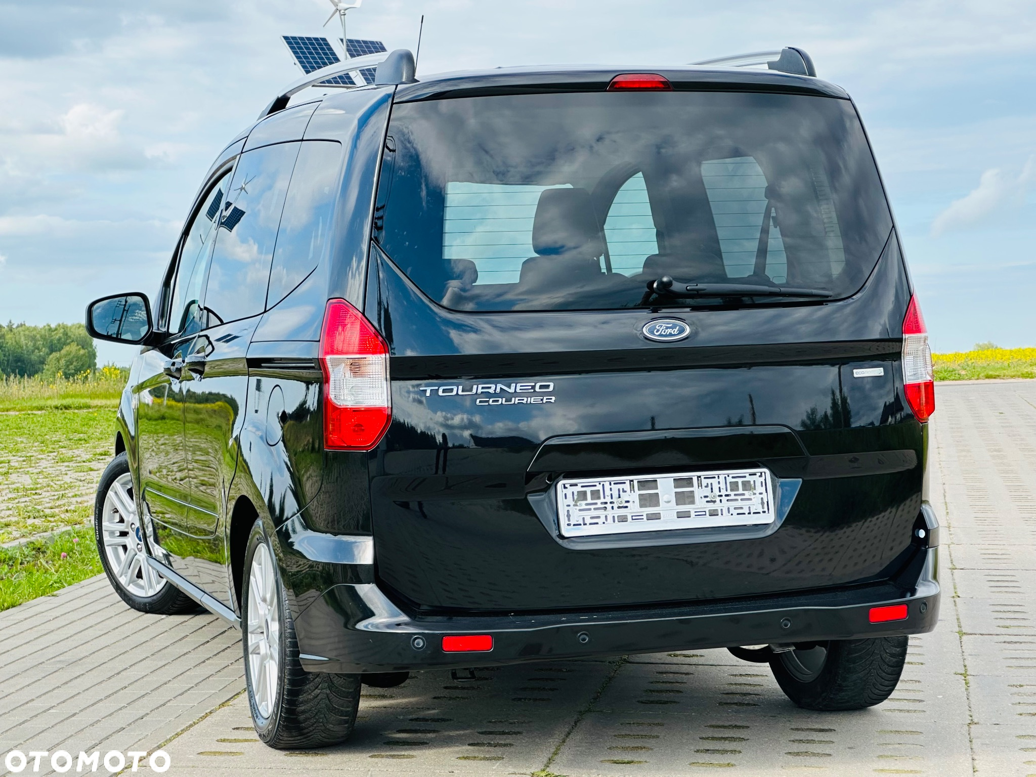 Ford Tourneo Courier 1.0 EcoBoost Titanium - 15