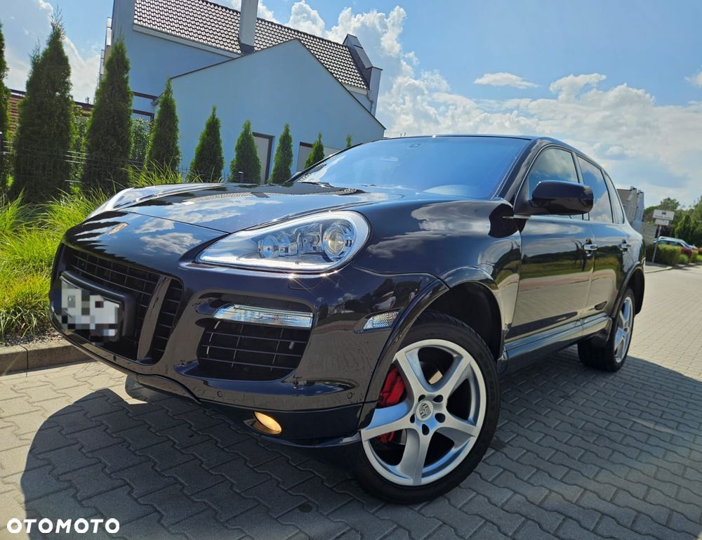 Porsche Cayenne - 2