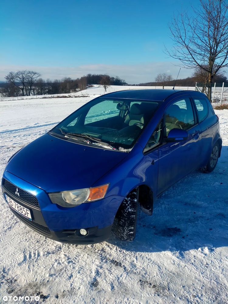 Mitsubishi Colt - 2
