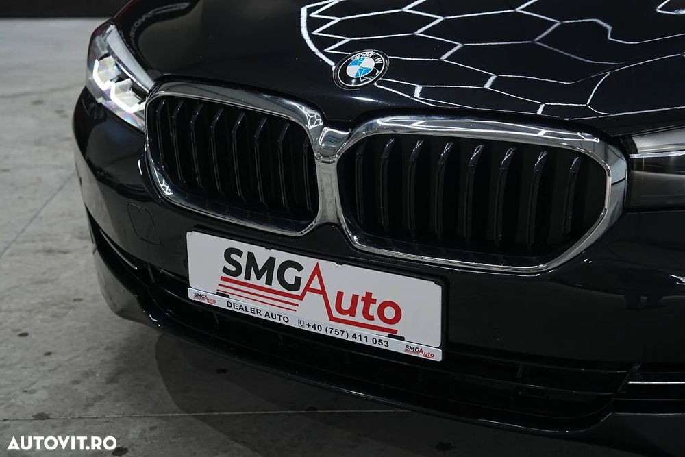 BMW Seria 5 530e xDrive AT PHEV - 32