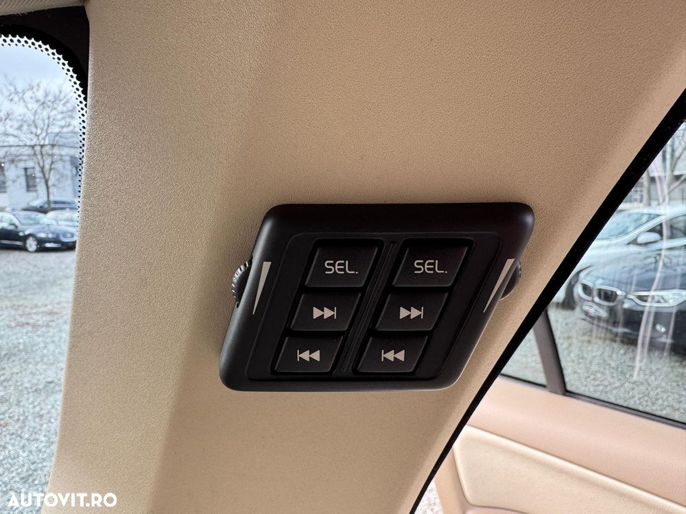 Volvo XC 90 D5 AWD Geartronic Edition Pro - 36