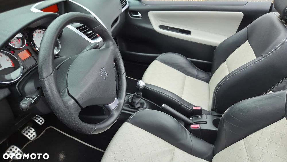 Peugeot 207 CC 120 VTi Roland Garros - 18