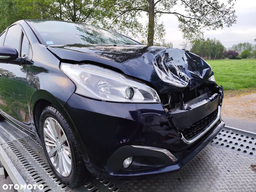 Peugeot 208 PureTech 82 Stop & Start Signature - 9