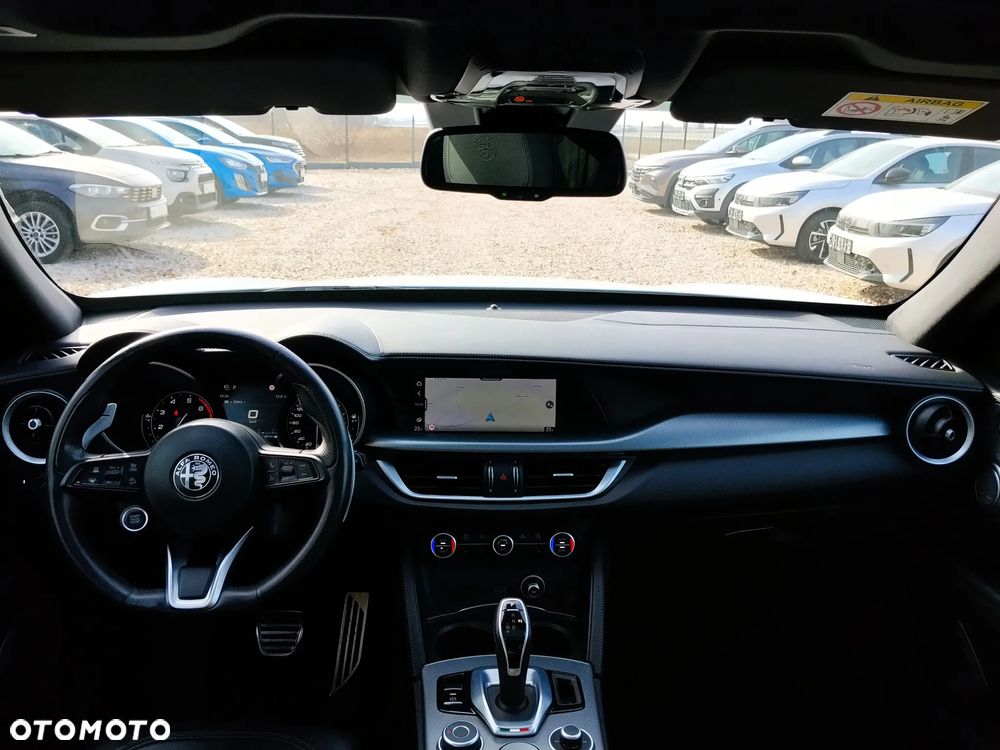 Alfa Romeo Stelvio 2.0 Turbo Veloce TI Q4 - 10