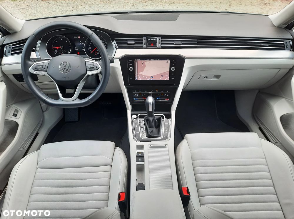 Volkswagen Passat 2.0 TDI Elegance DSG - 15
