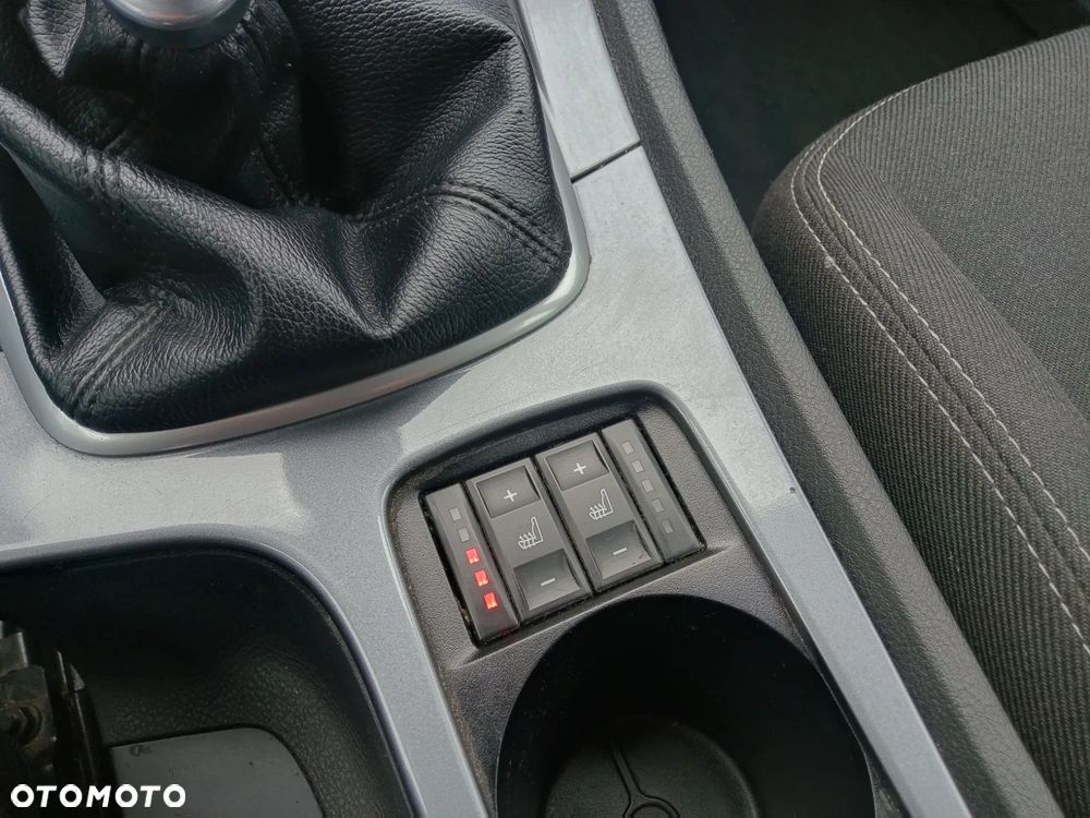 Ford Mondeo - 23