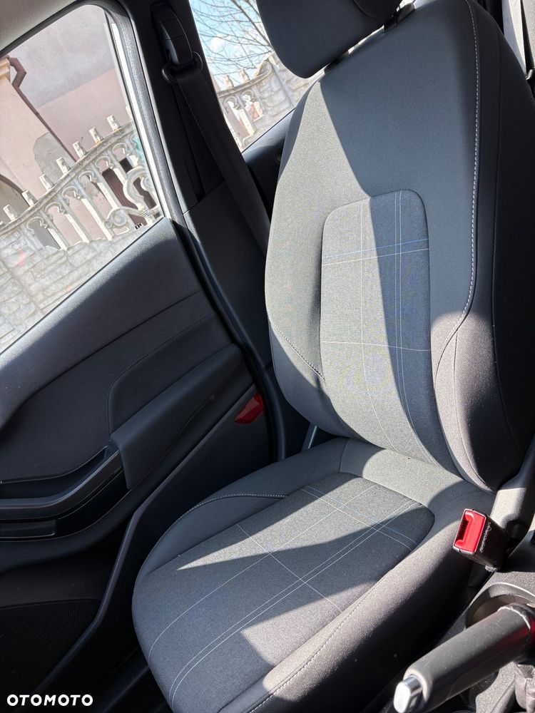 Ford Fiesta 1.5 TDCi S&S TREND - 10