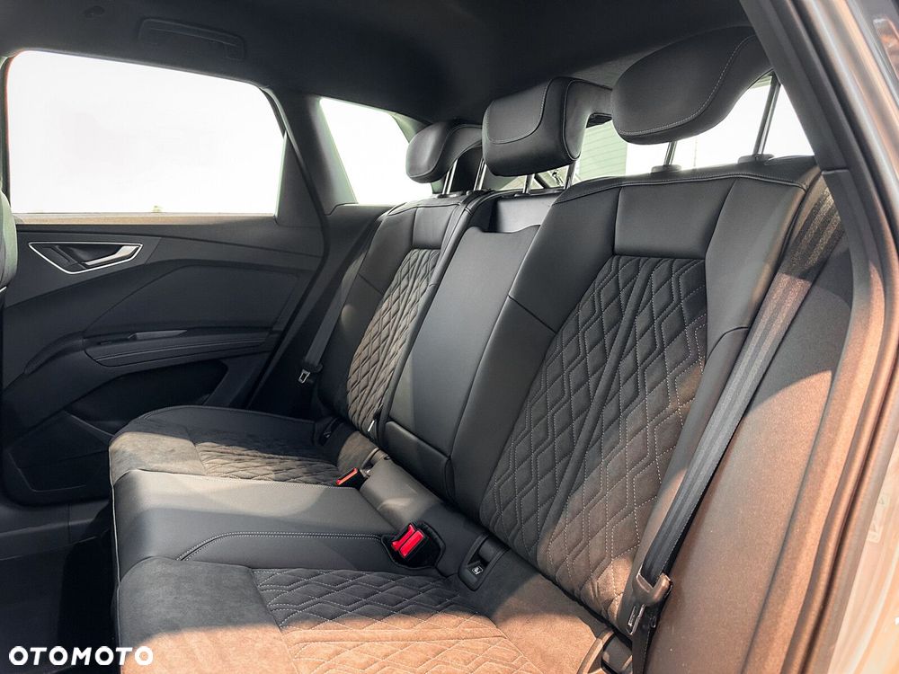 Audi Q4 e-tron - 35