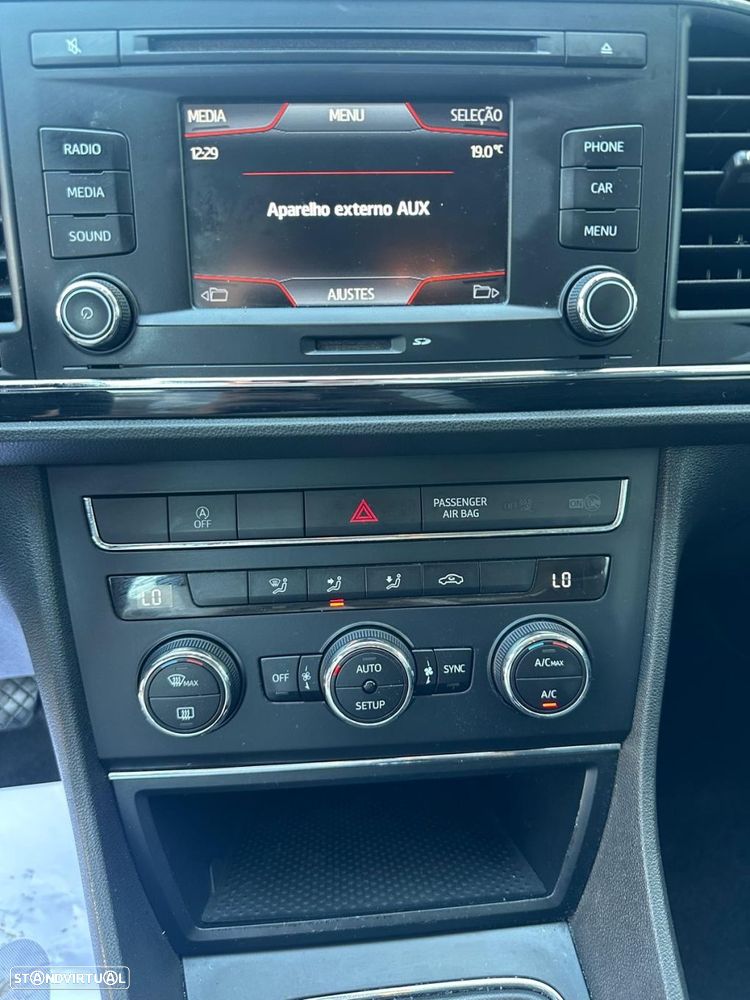 SEAT Leon ST 1.6 TDI S&S Style - 11