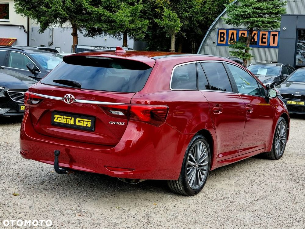 Toyota Avensis 1.8 Premium - 5