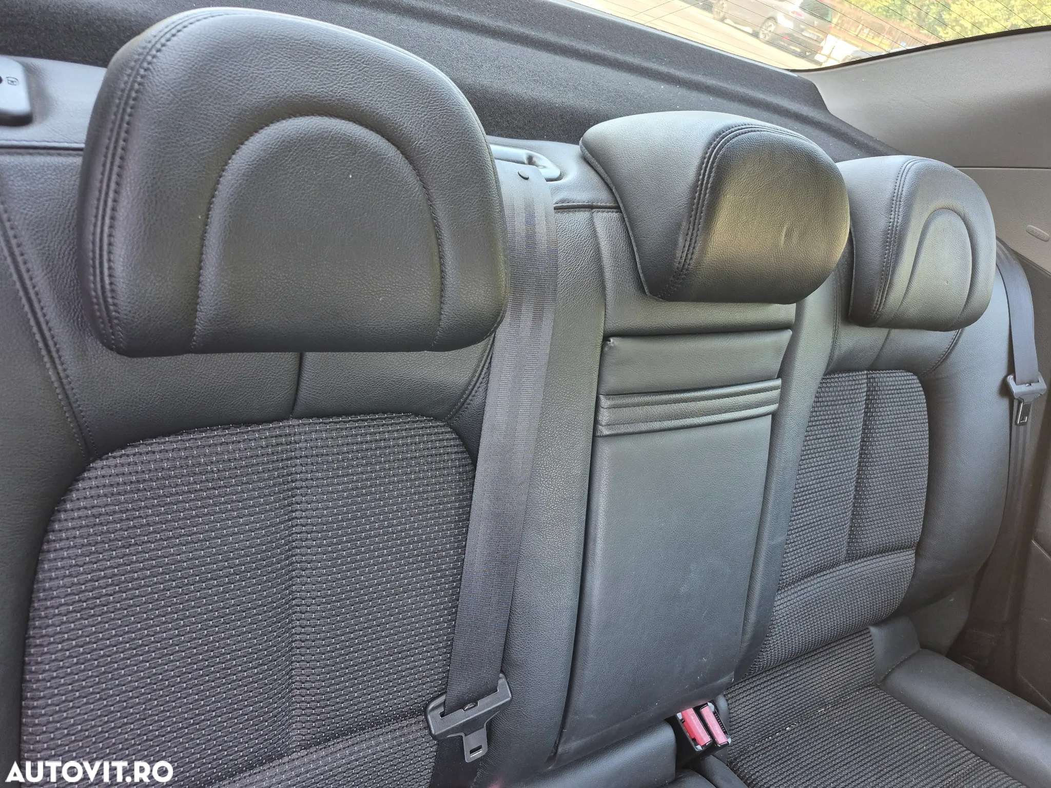 Peugeot 407 HDi 135 Automatik JBL - 12