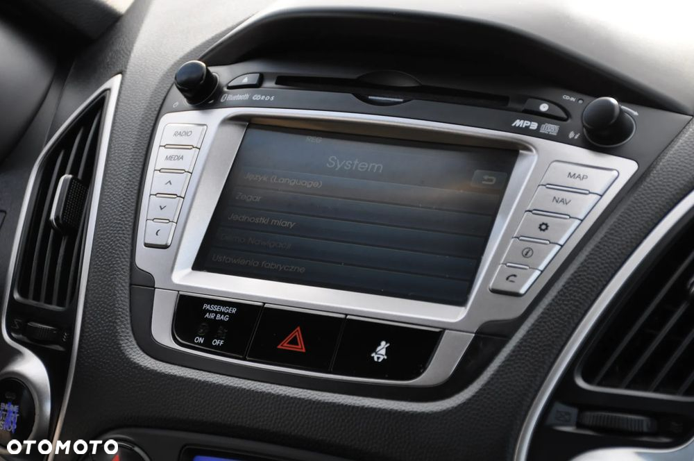 Hyundai ix35 2.0 CRDi 4WD Automatik Premium - 29