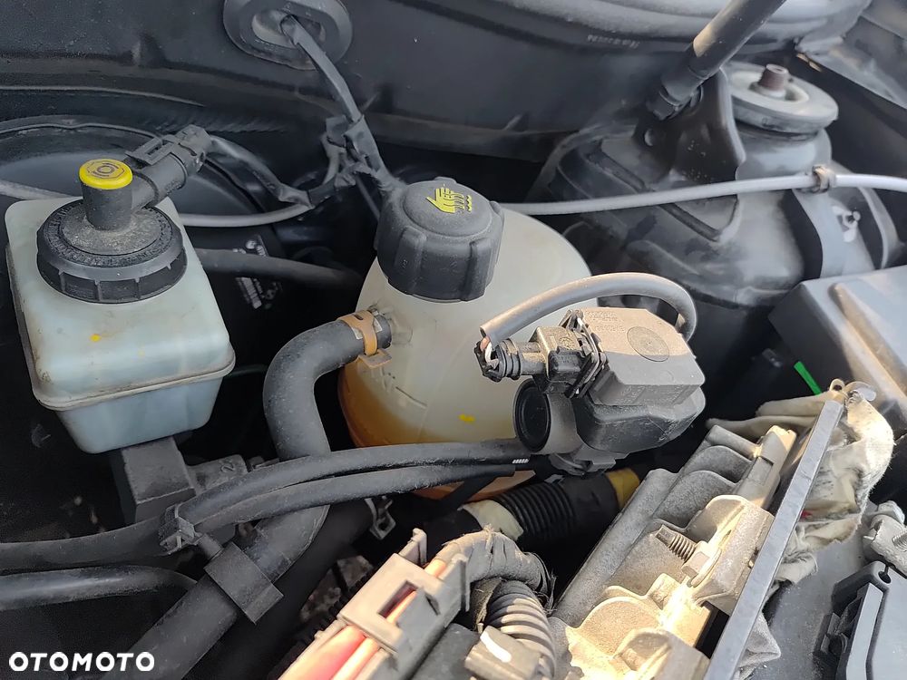 Dacia Duster 1.5 dCi Celebration - 15