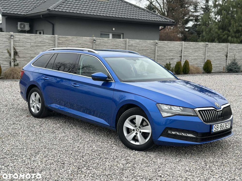 Skoda Superb 2.0 TDI SCR Ambition DSG - 2