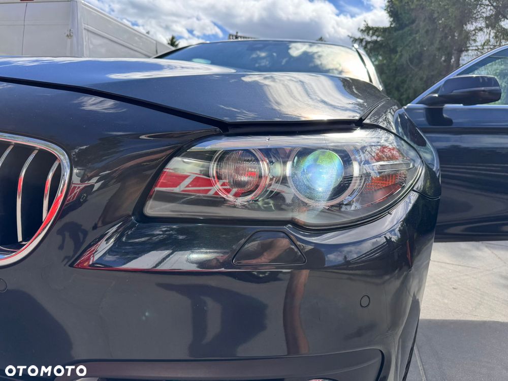 BMW Seria 5 525d xDrive Luxury Line - 26