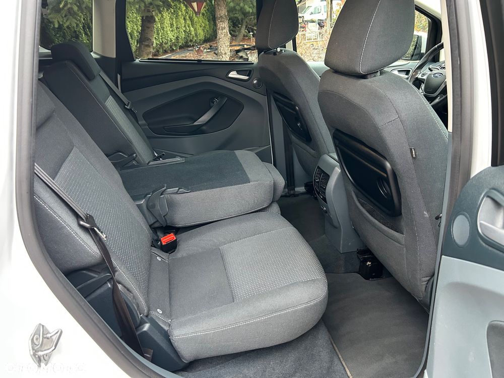 Ford C-MAX 2.0 TDCi Titanium - 36