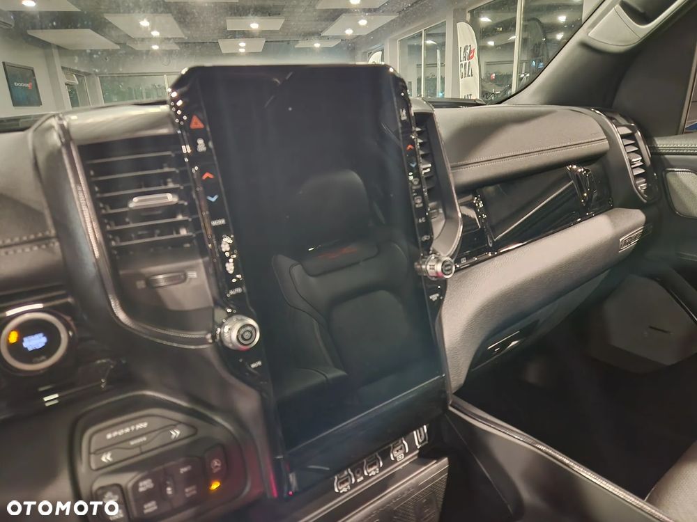 RAM 1500 Rebel Premium - 10