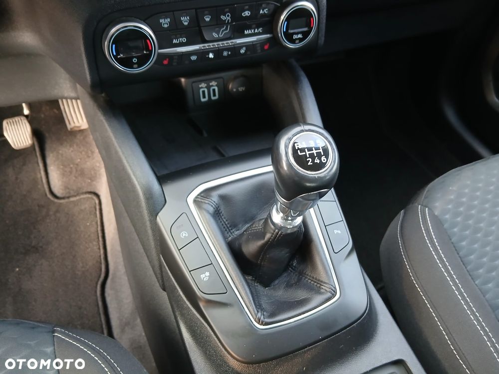 Ford Kuga 1.5 EcoBoost COOL&CONNECT - 14