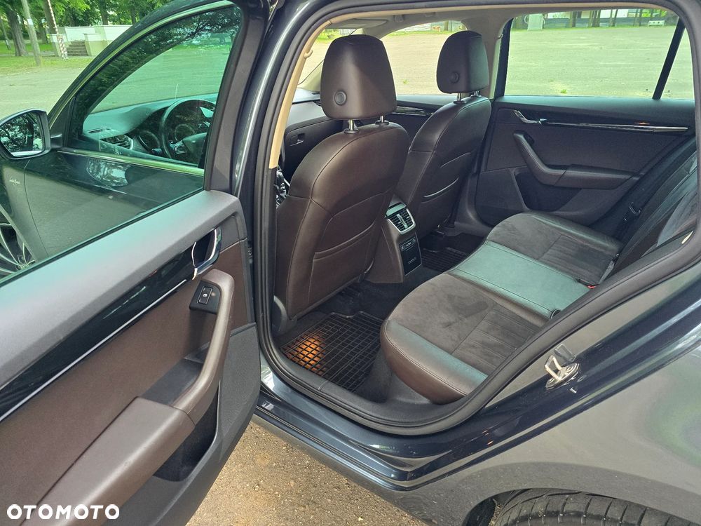 Skoda Octavia 2.0 TDI 4x4 DSG L&K - 21