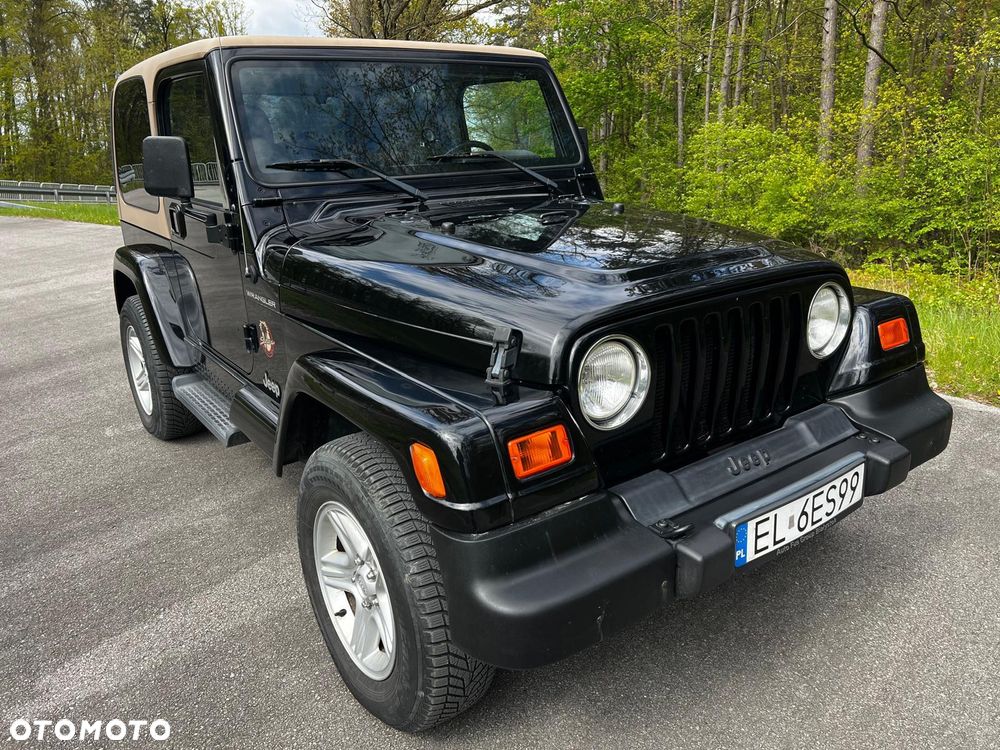 Jeep Wrangler 4.0 Sport - 11
