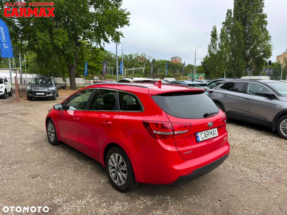Kia Ceed - 5