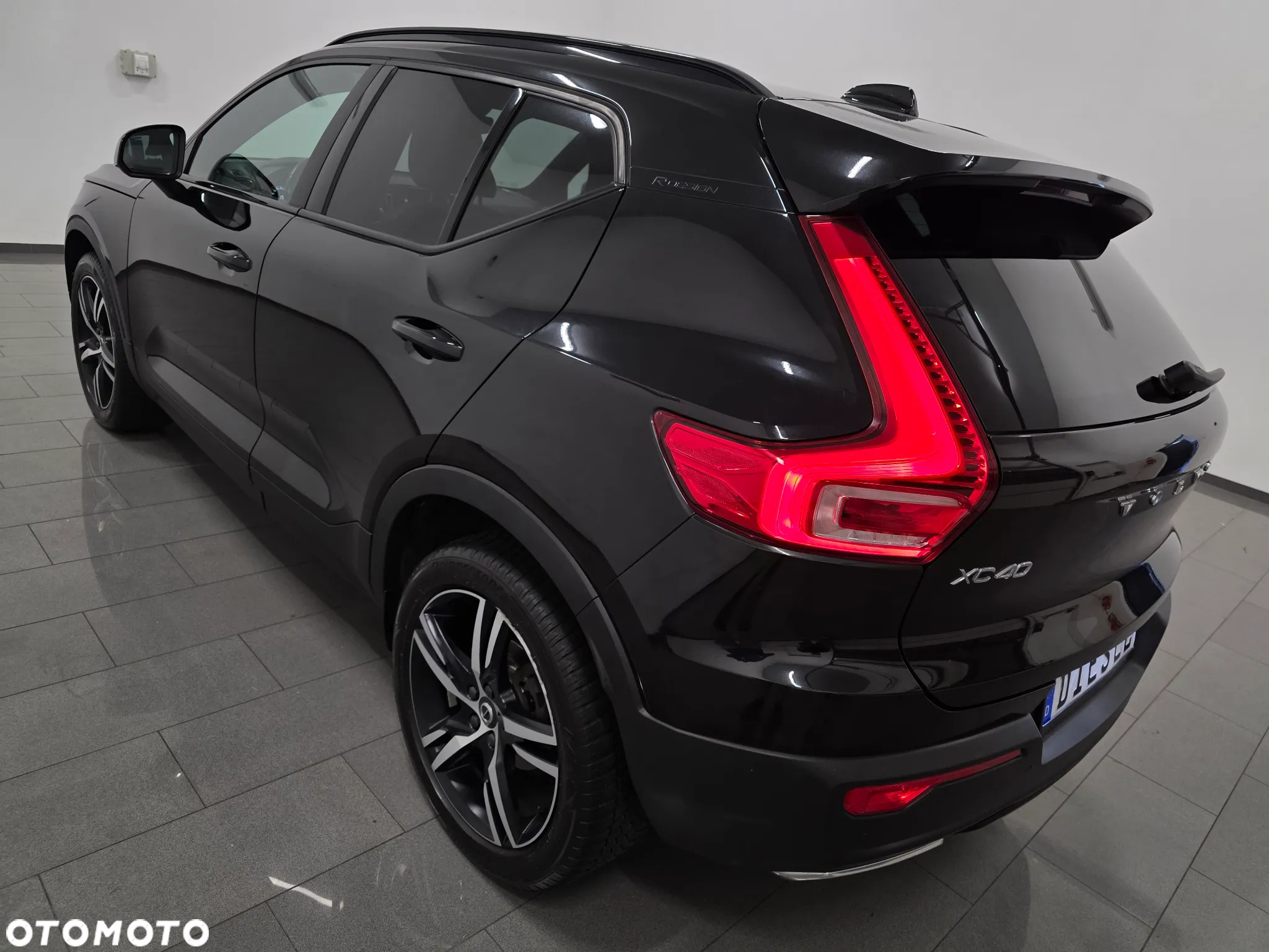 Volvo XC 40 D3 R-Design - 5