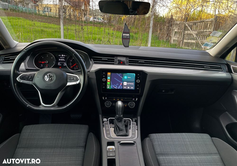 Volkswagen Passat Variant 2.0 TDI DSG Comfortline - 9