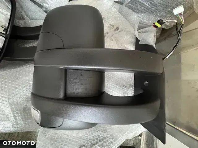 Lusterko elektryczne podgrzewane prawe długie ramie Iveco Daily po 2014 r. - 2
