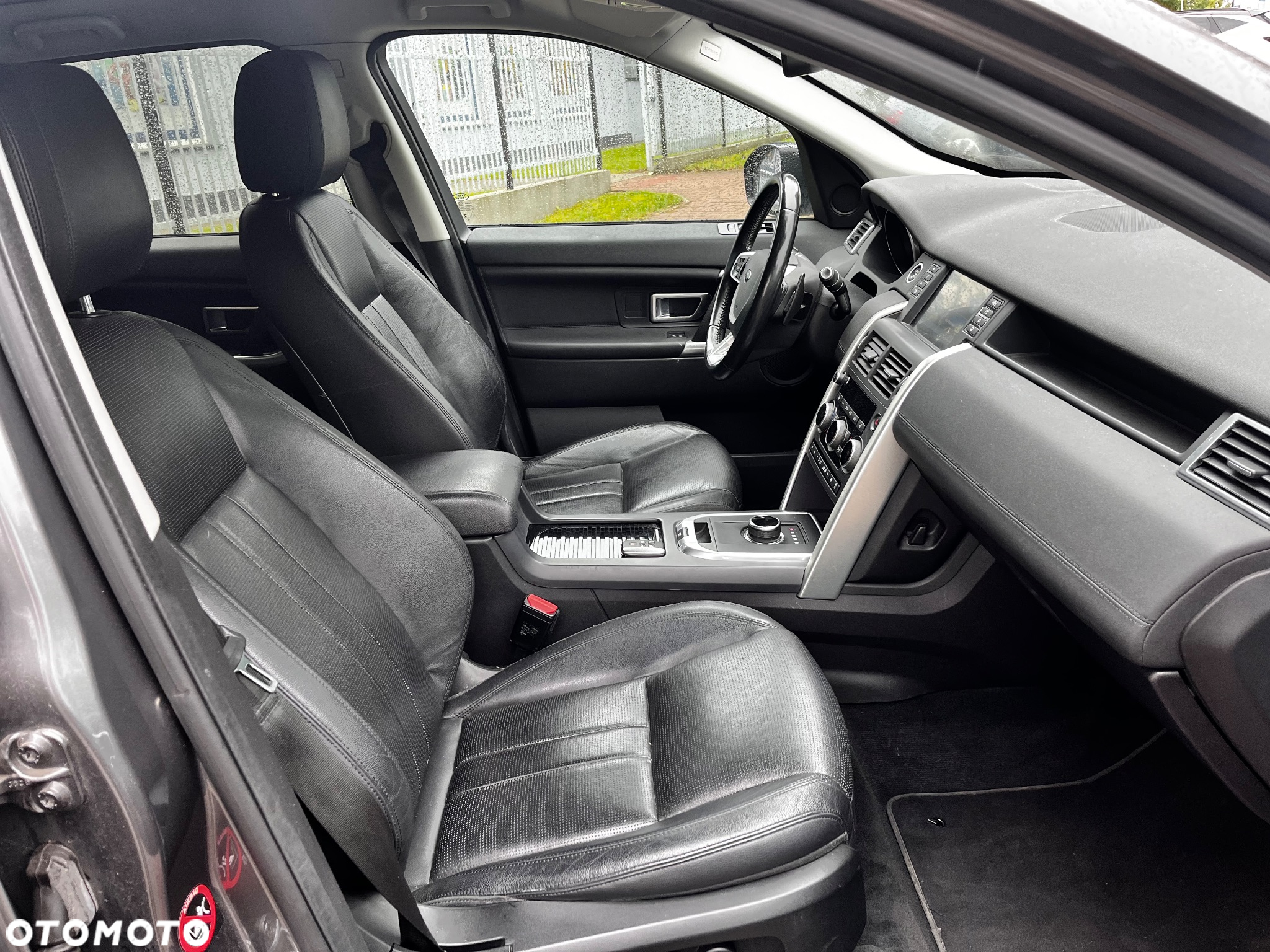 Land Rover Discovery Sport 2.0 TD4 HSE - 21
