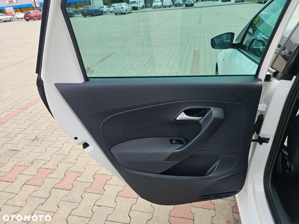 Volkswagen Polo 1.2 Life - 15
