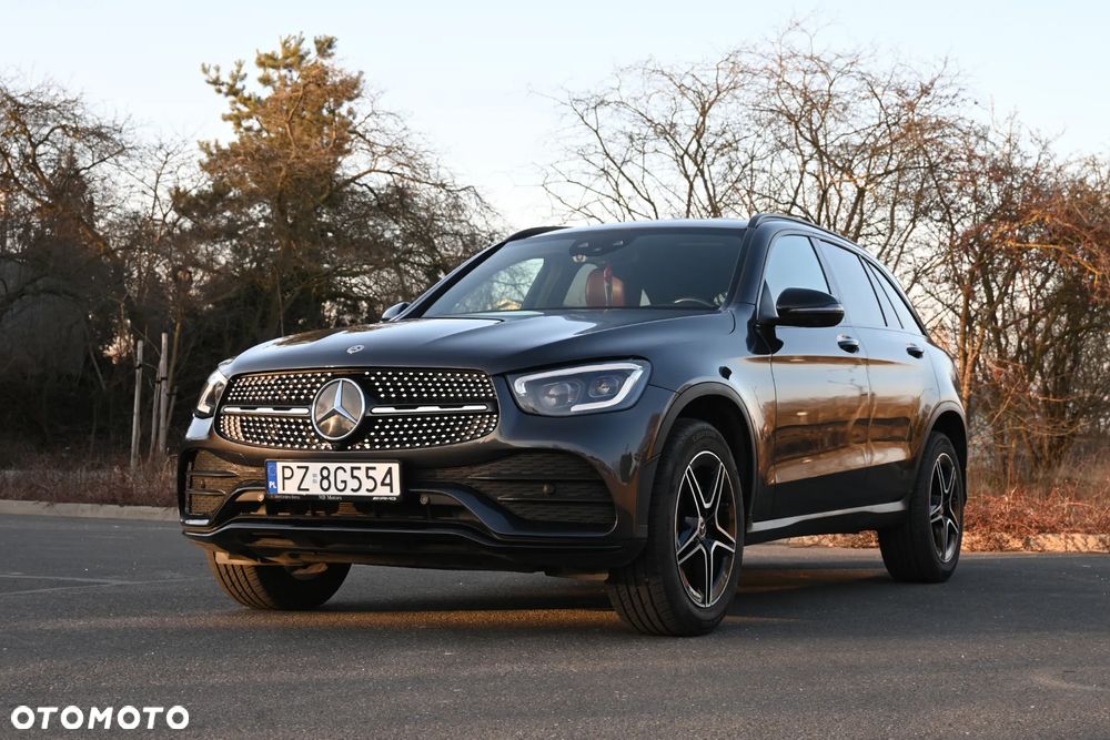 Mercedes-Benz GLC - 1