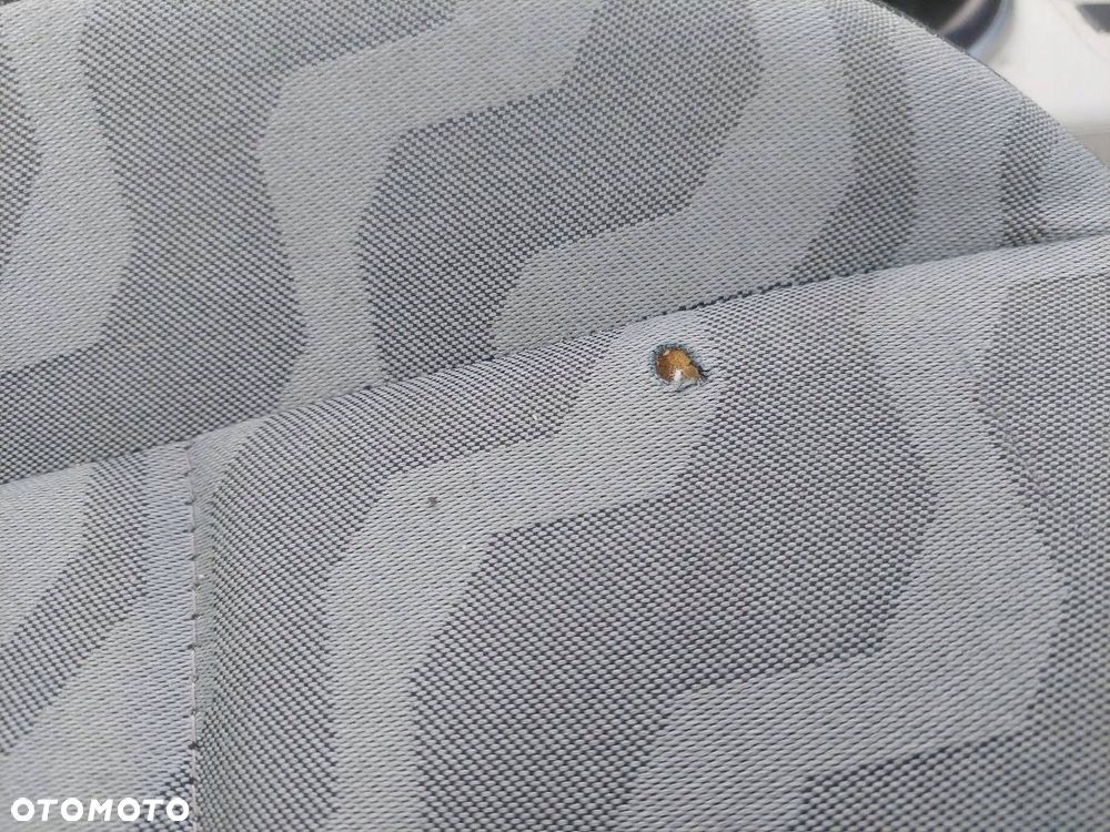 FOTEL PRAWY PRZÓD SKODA ROOMSTER I - 4